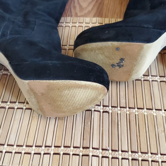 Michael kors suede 5 inch heel boots - Picture 3 of 10